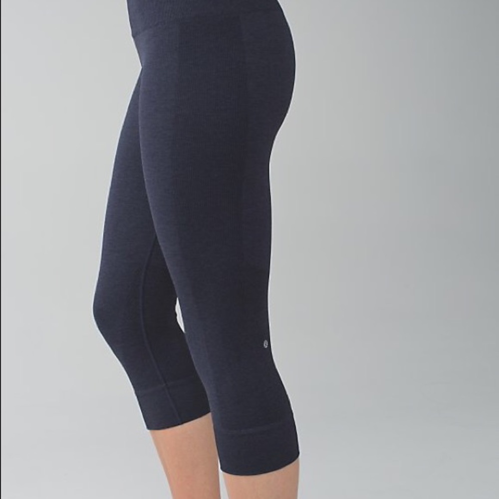 Lululemon crops